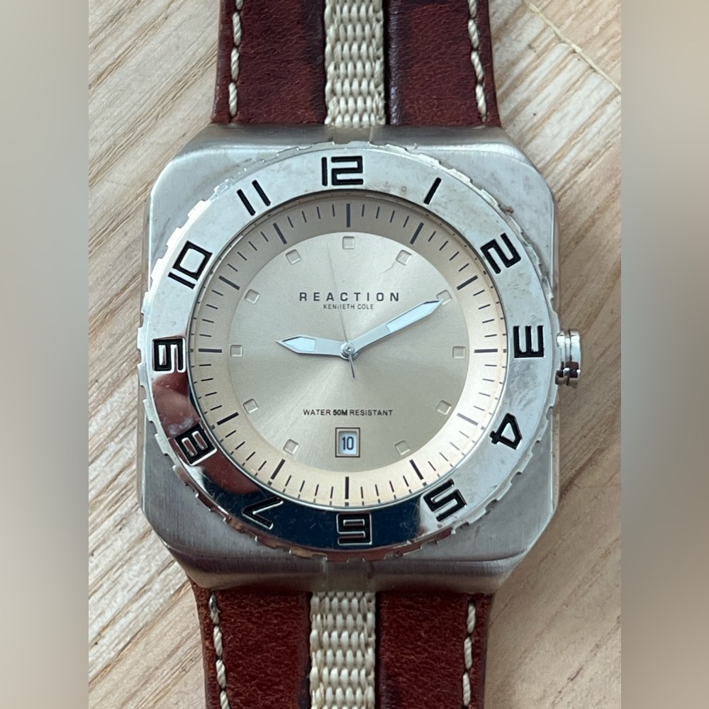 Kenneth Cole Reaction Leather Strap Watch Large Square Case Gold Dial Date